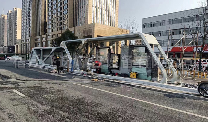 杭州现代科技感钢结构公交站台生产安装完成